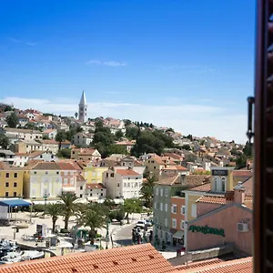 Buga In Center Of Appartamento Mali Lošinj